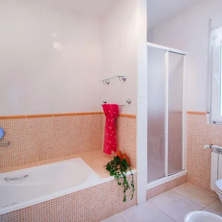 Helios - Plusholidays Villa