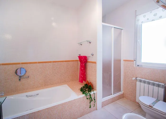 Helios - Plusholidays Villa