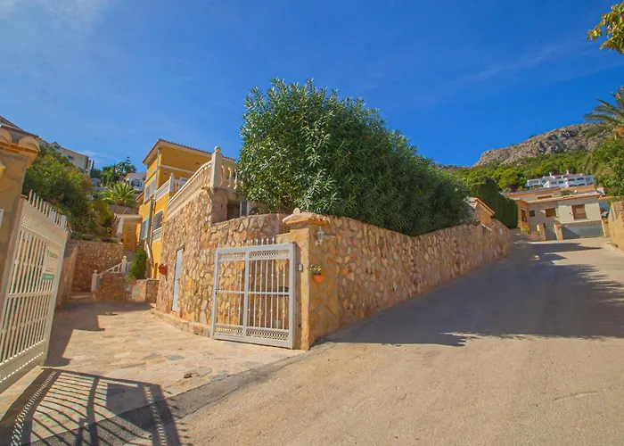 Helios - Plusholidays Villa *